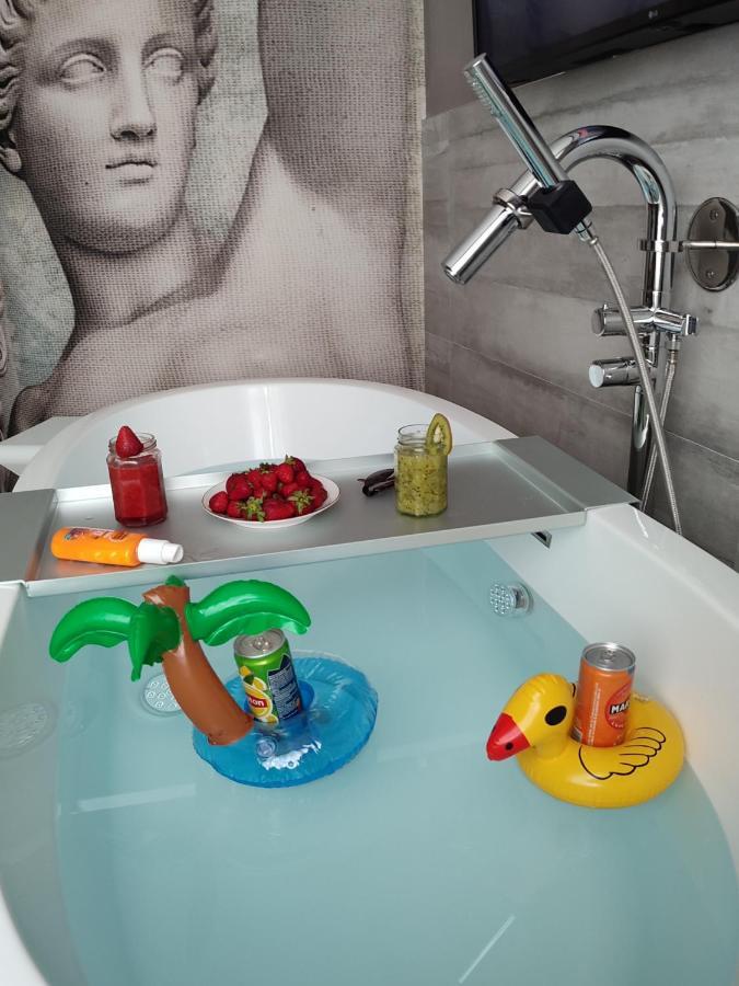 Il Sogno Di Afrodite Luxury B And B Rome Bagian luar foto
